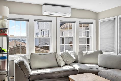 269 - 271 Commercial Street Provincetown MA 02657