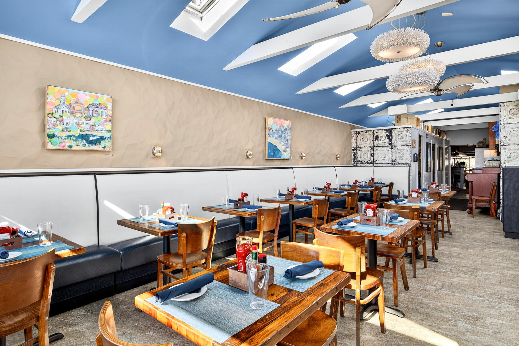 269 - 271 Commercial Street Provincetown MA 02657