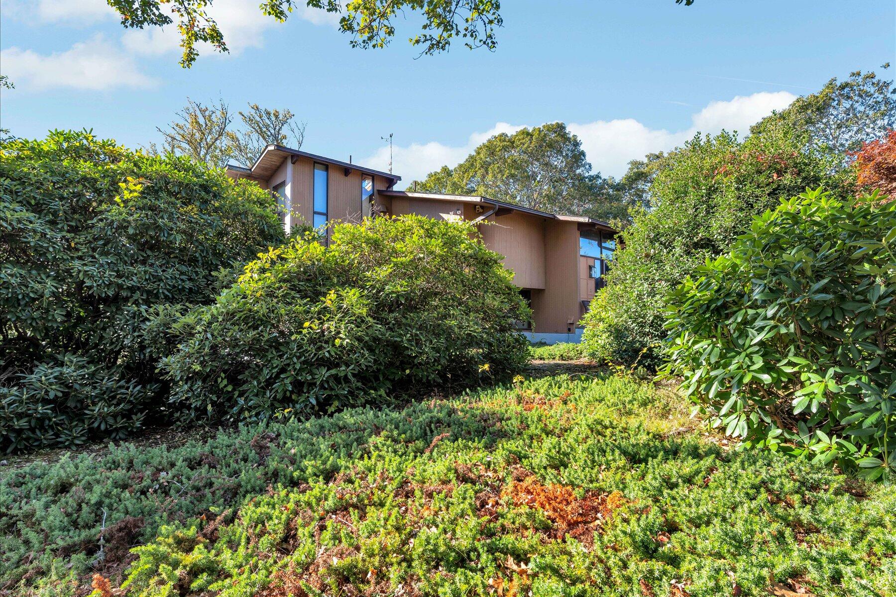 481 Lakeside Drive Centerville MA 02632
