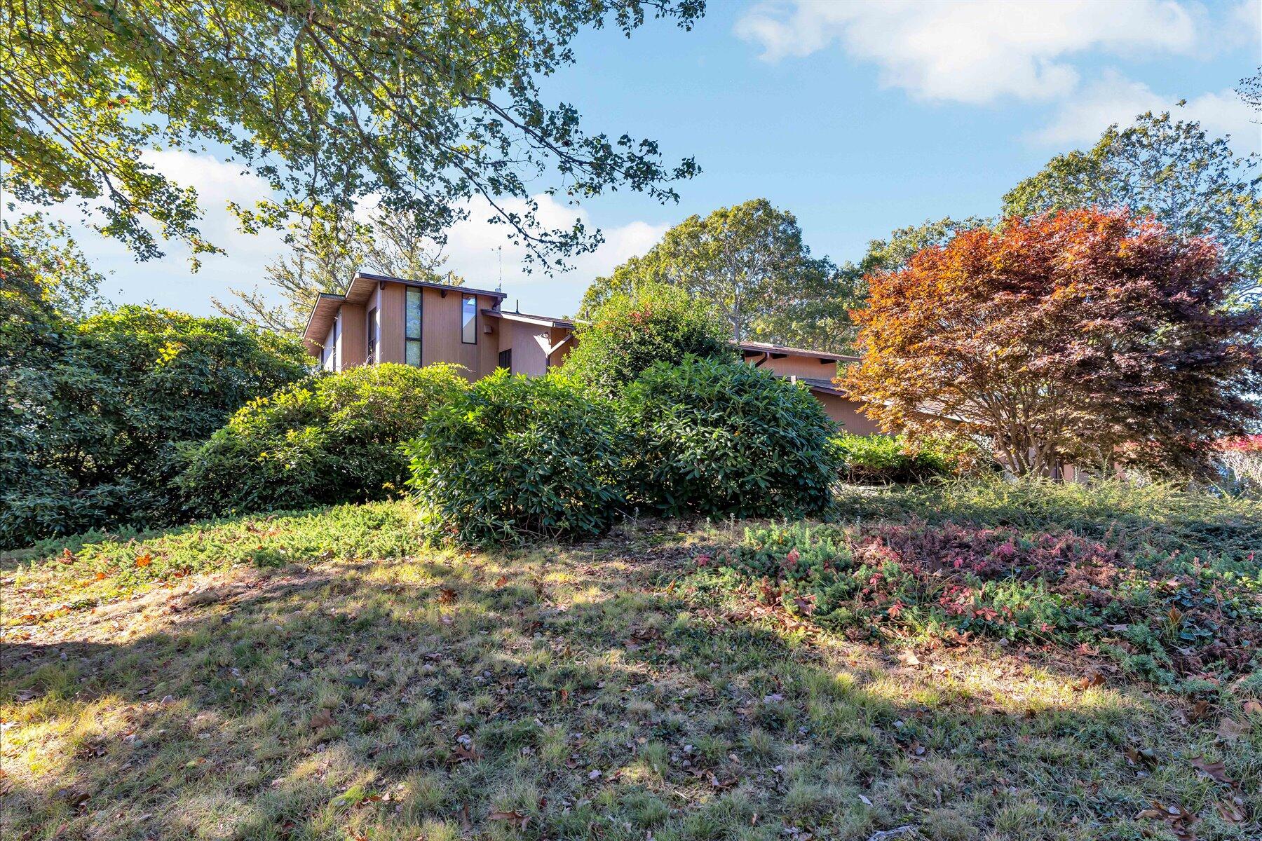 481 Lakeside Drive Centerville MA 02632