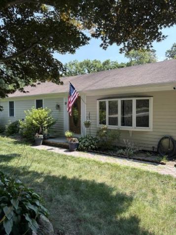 19 Essex Road Mashpee MA 02649