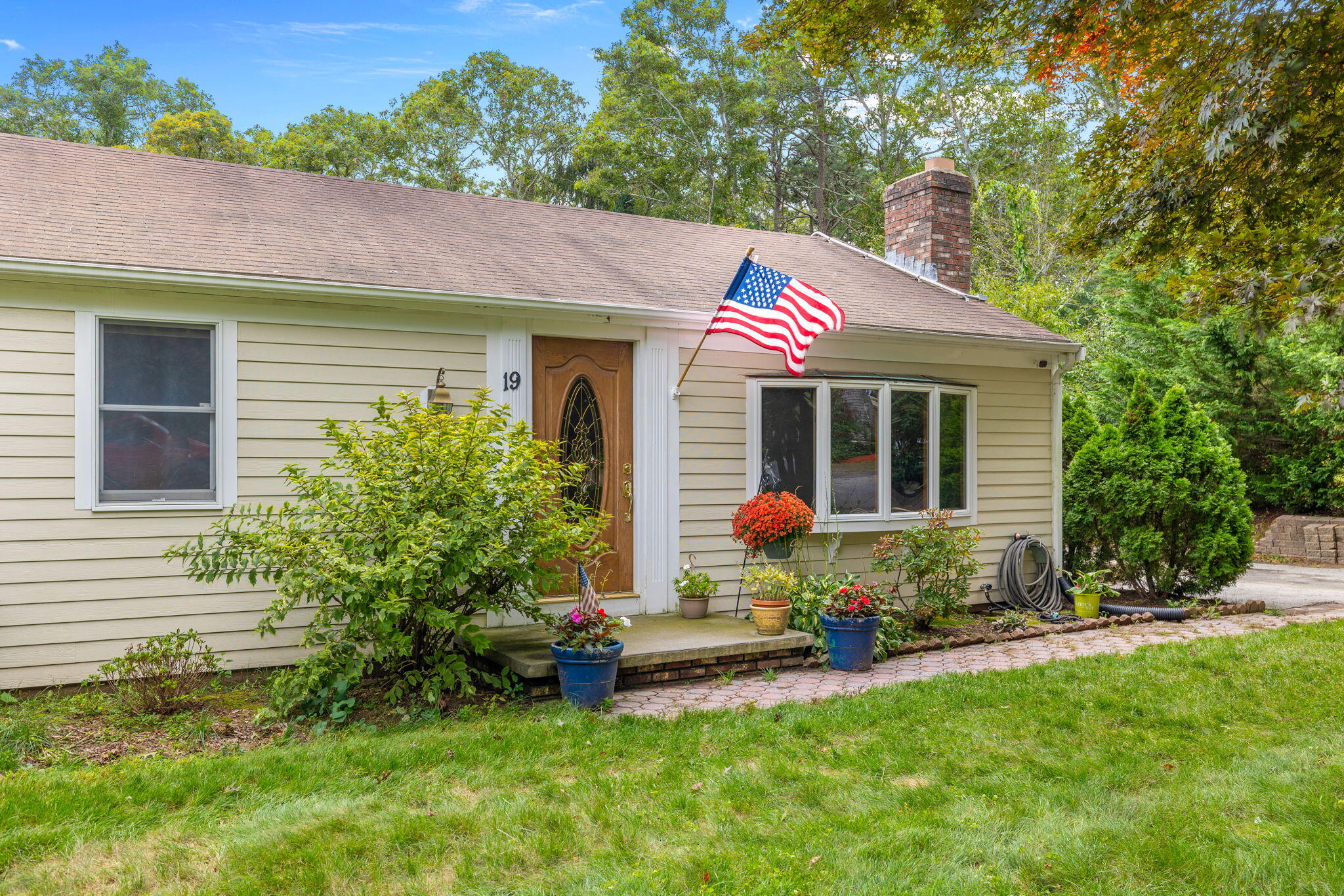 19 Essex Road Mashpee MA 02649