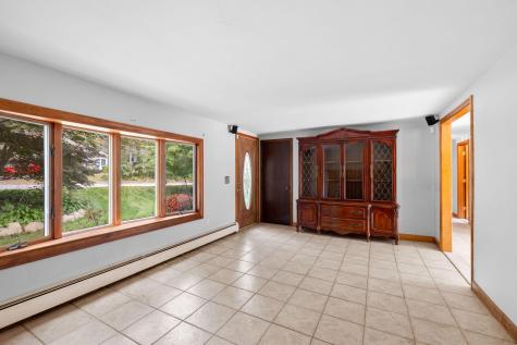 19 Essex Road Mashpee MA 02649