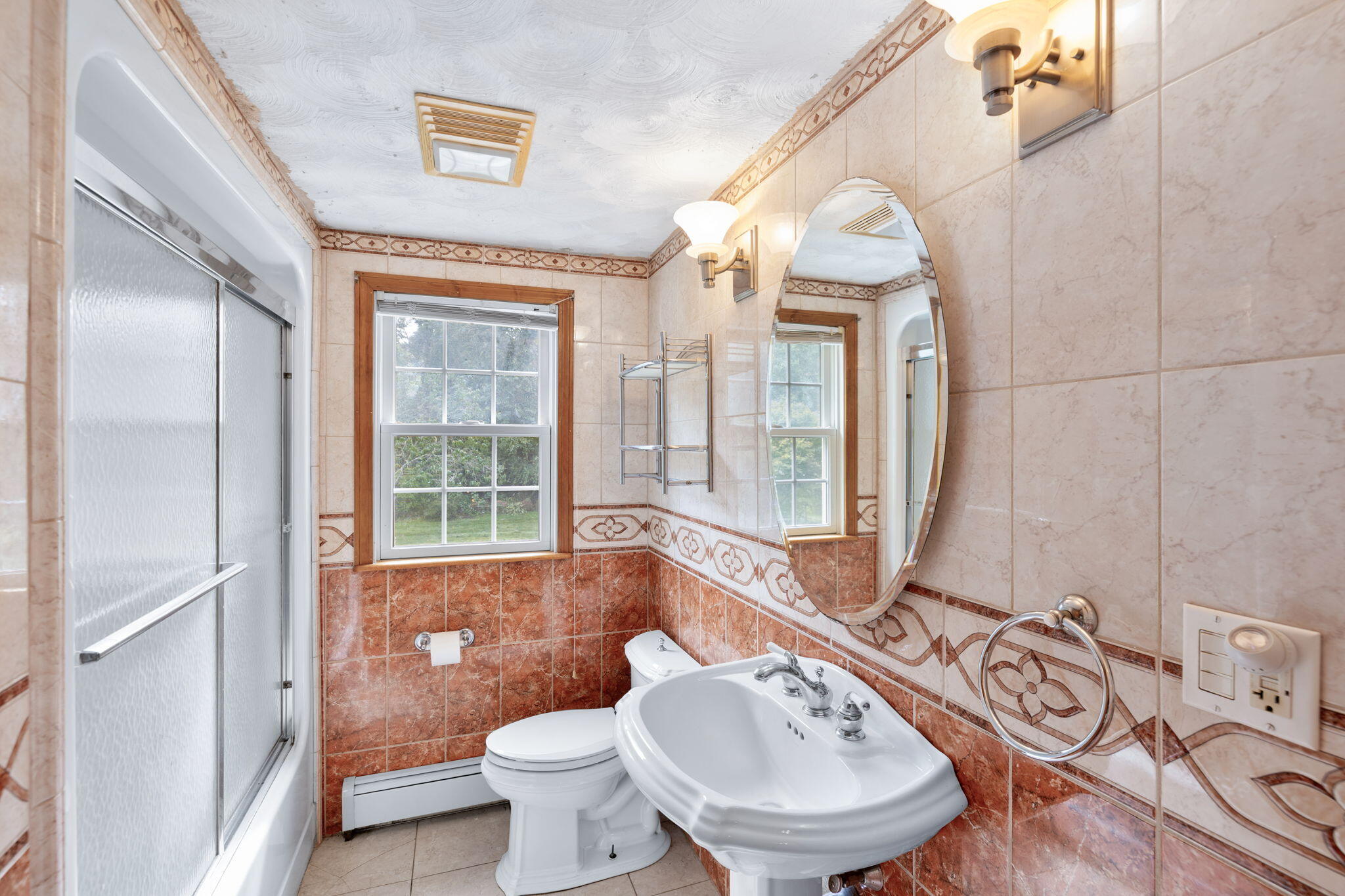 19 Essex Road Mashpee MA 02649