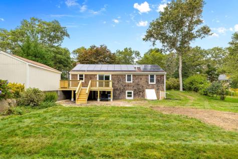 19 Essex Road Mashpee MA 02649