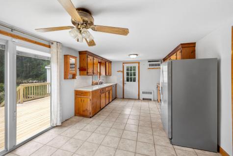 19 Essex Road Mashpee MA 02649