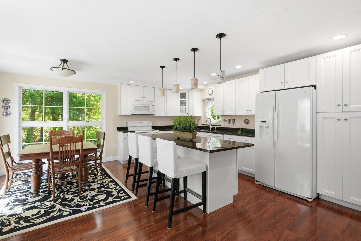 202 Quaker Road Falmouth MA 02540