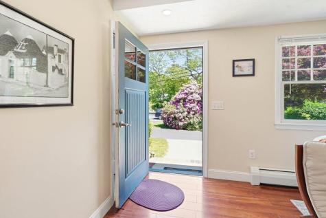 202 Quaker Road Falmouth MA 02540