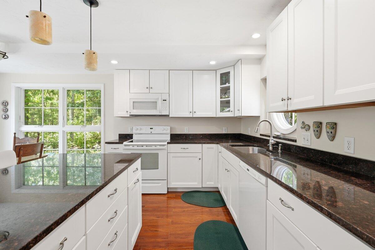 202 Quaker Road Falmouth MA 02540