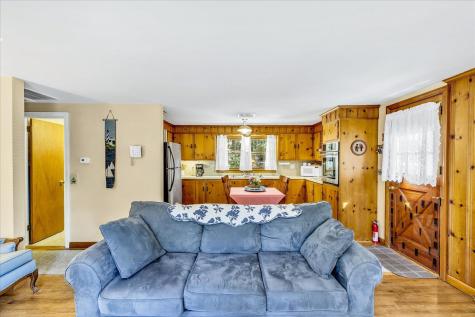 686 Queen Anne Road Harwich MA 02645