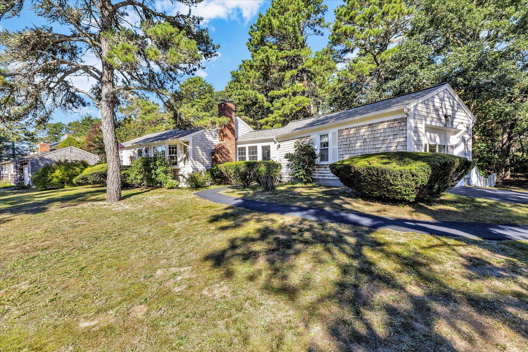 686 Queen Anne Road Harwich MA 02645