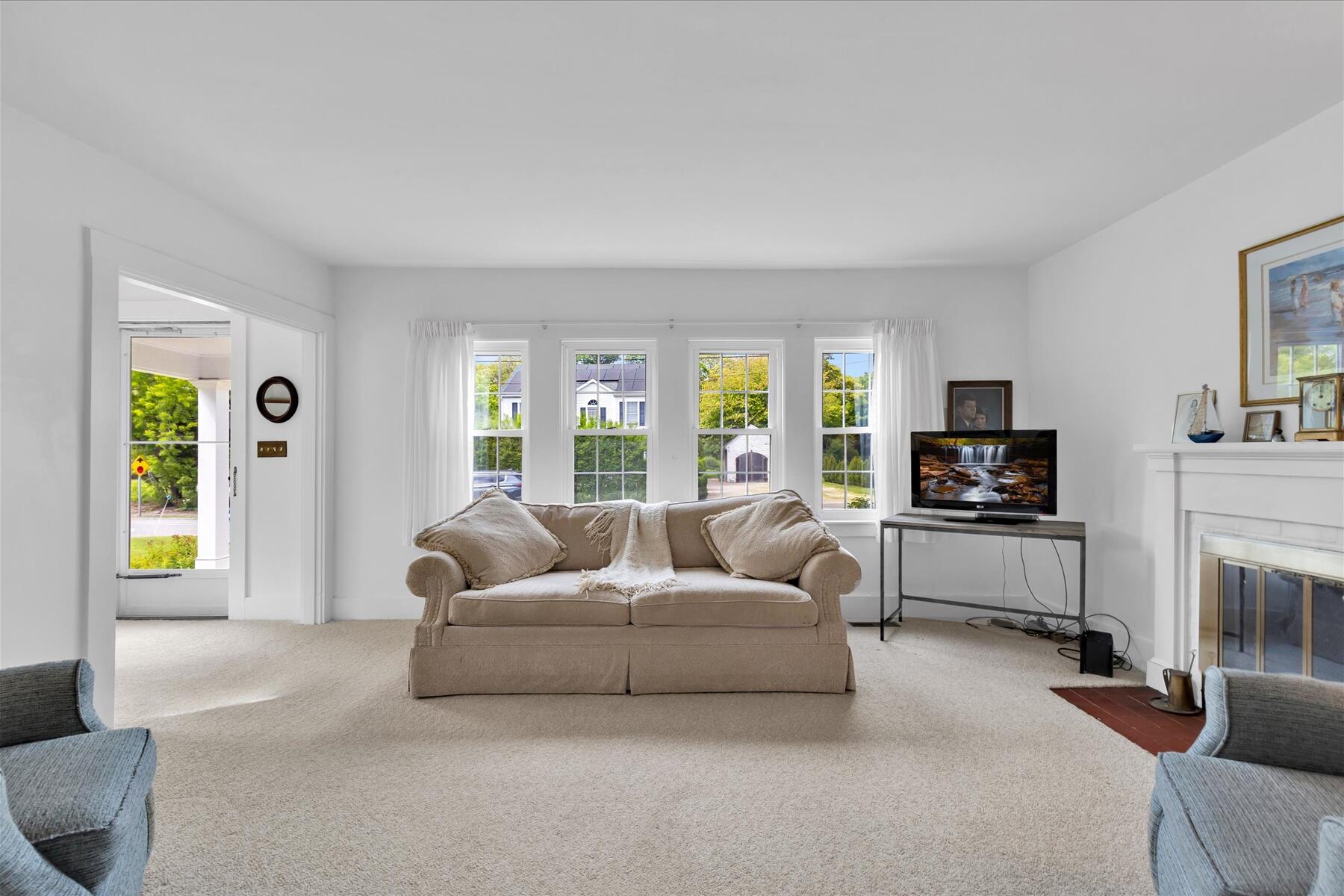53 Pleasant Street Harwich MA 02646