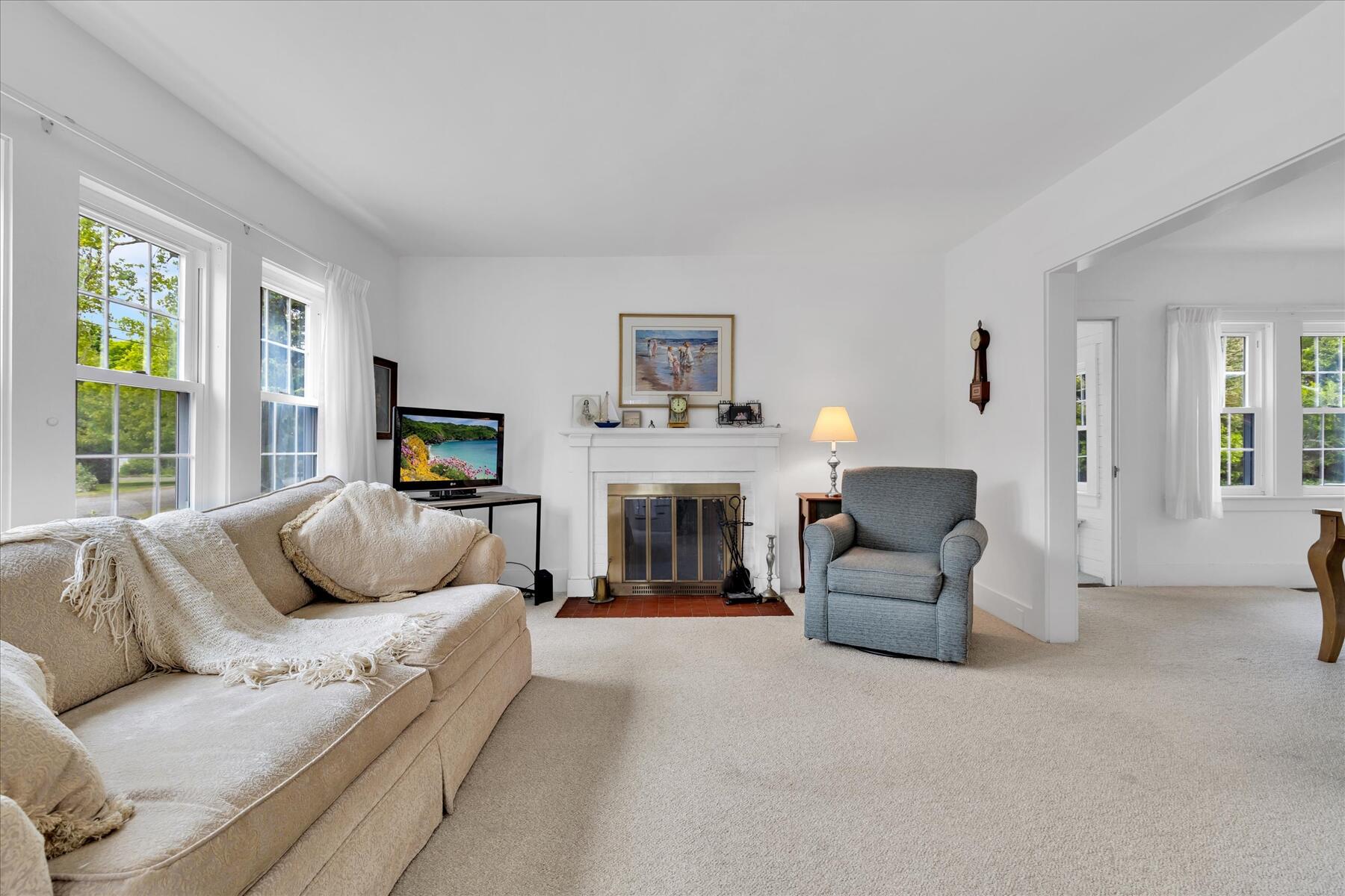 53 Pleasant Street Harwich MA 02646