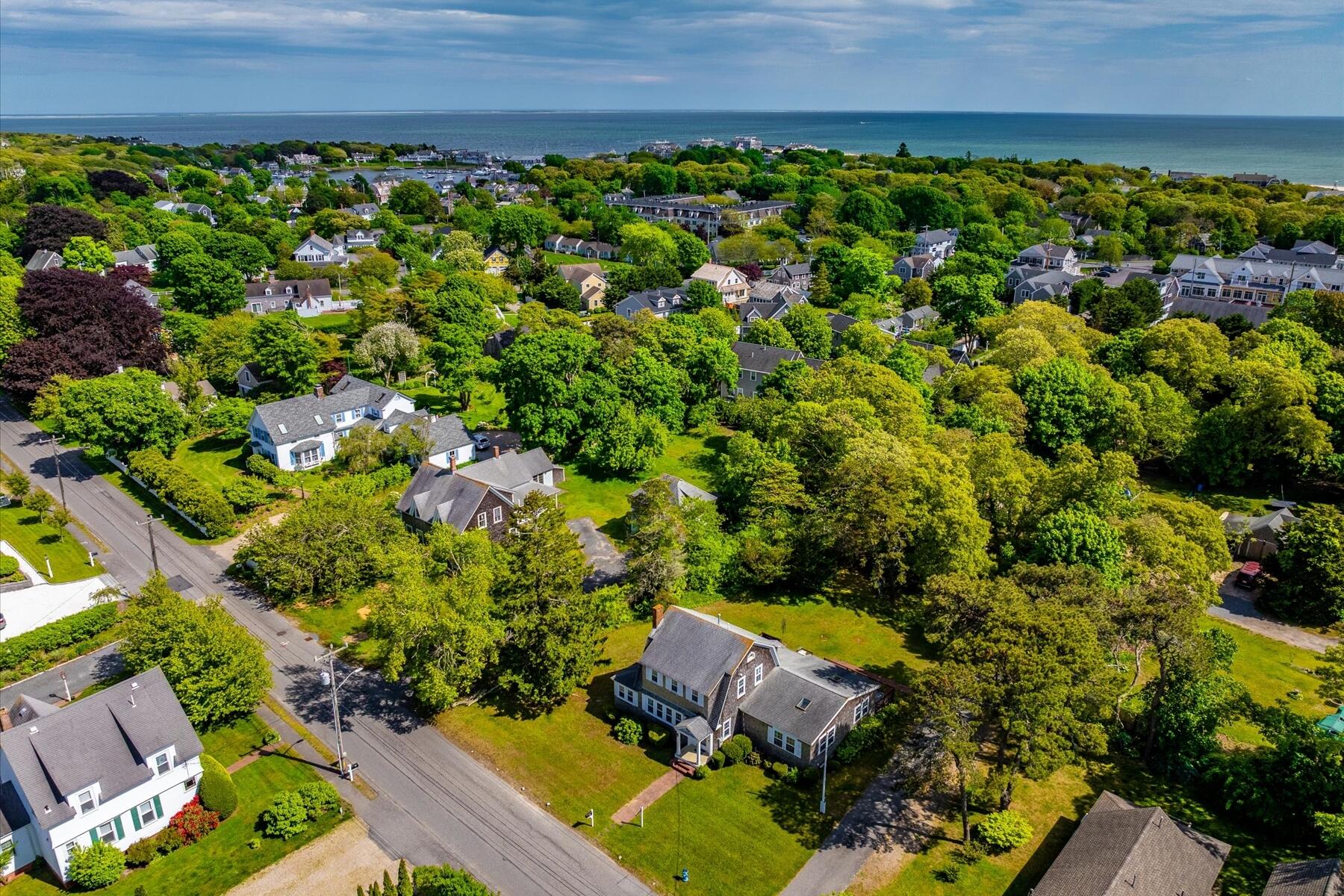 53 Pleasant Street Harwich MA 02646