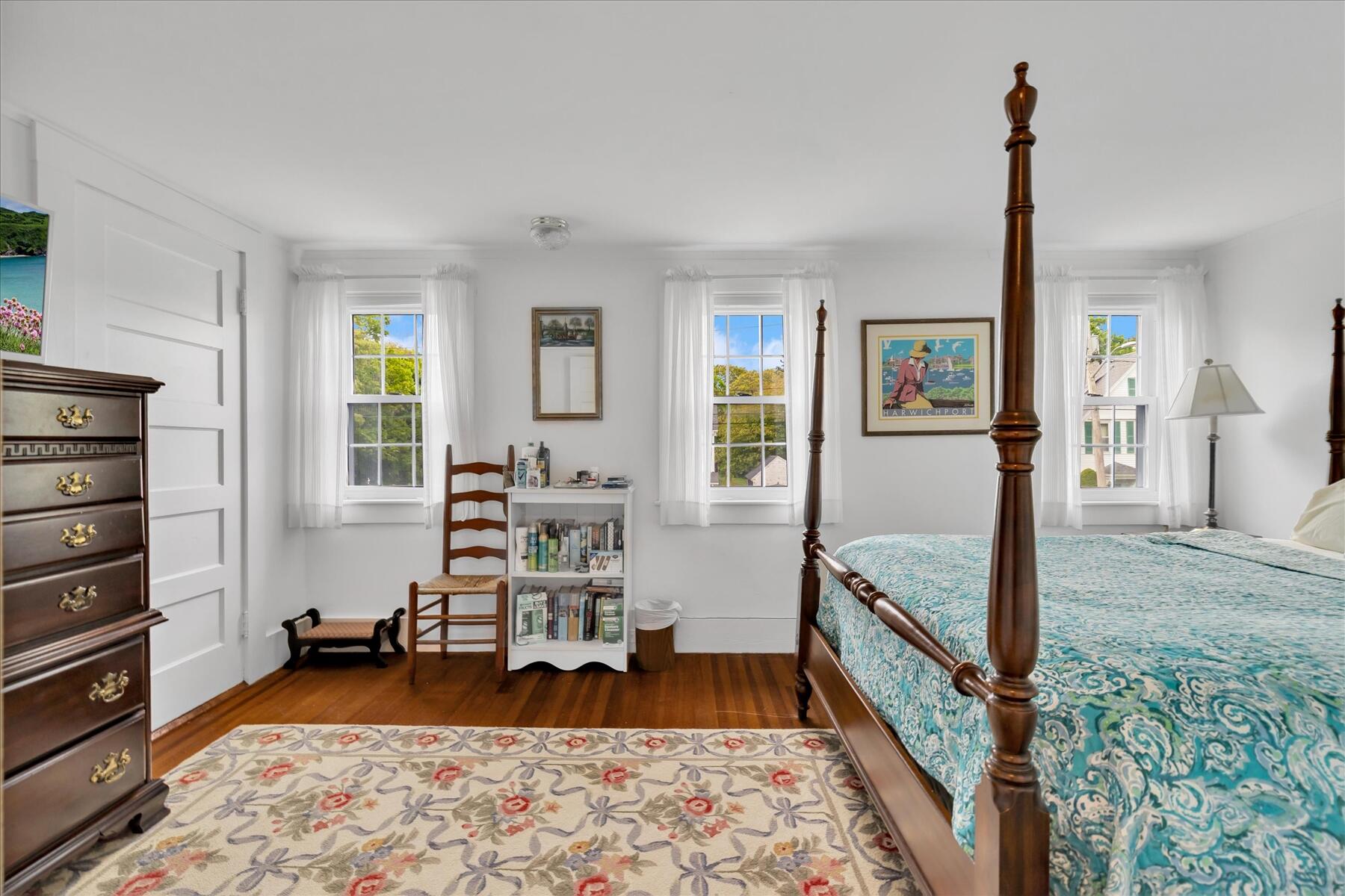 53 Pleasant Street Harwich MA 02646