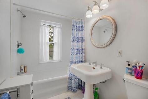 53 Pleasant Street Harwich MA 02646