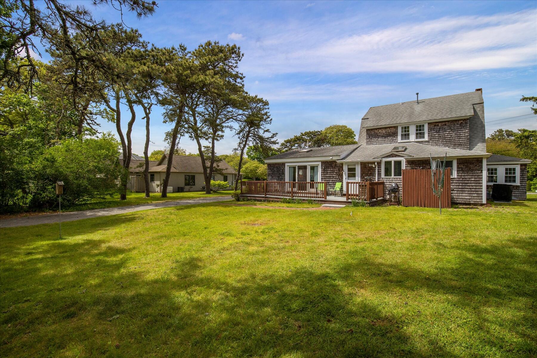 53 Pleasant Street Harwich MA 02646