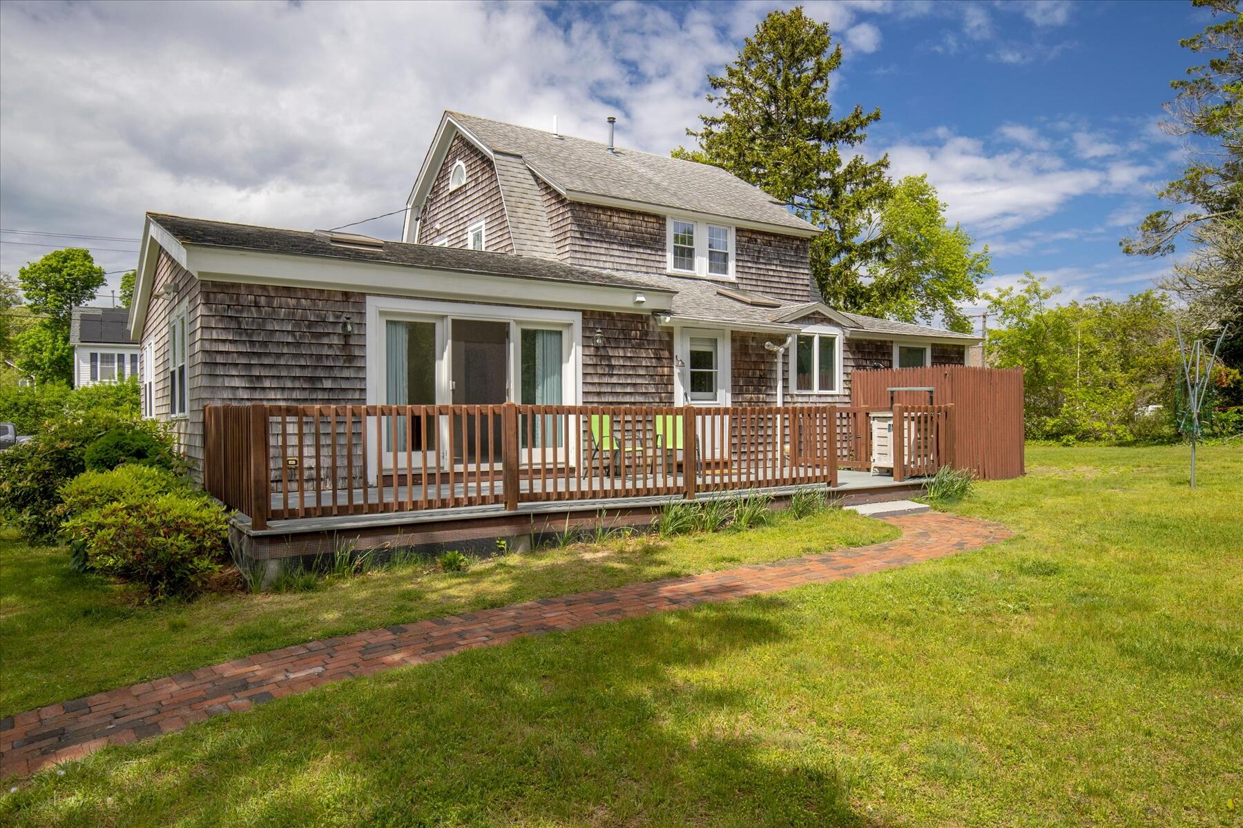53 Pleasant Street Harwich MA 02646