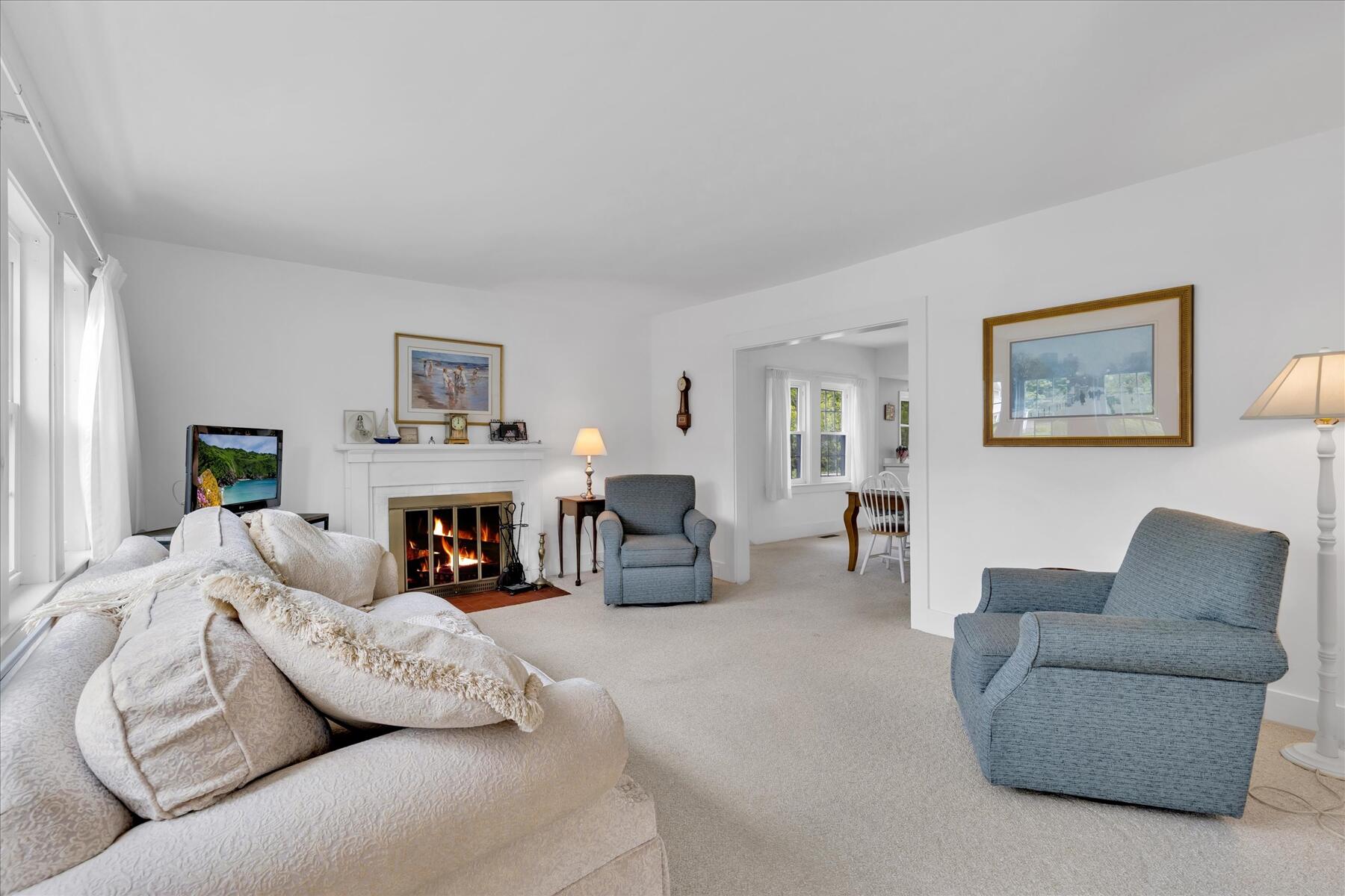 53 Pleasant Street Harwich MA 02646