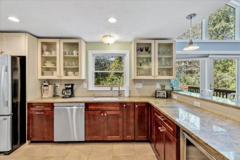 32 Birch Way Mashpee MA 02649