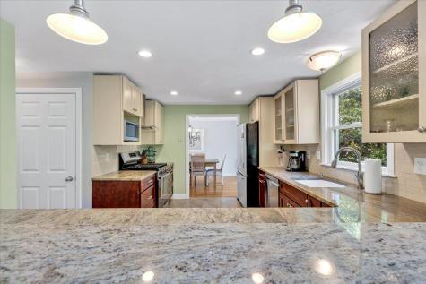 32 Birch Way Mashpee MA 02649