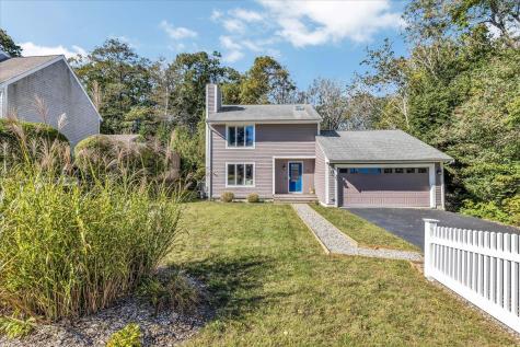 32 Birch Way Mashpee MA 02649