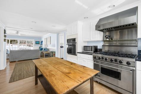 46 Washington Avenue Barnstable MA 02647