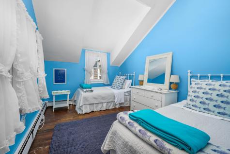 46 Washington Avenue Barnstable MA 02647