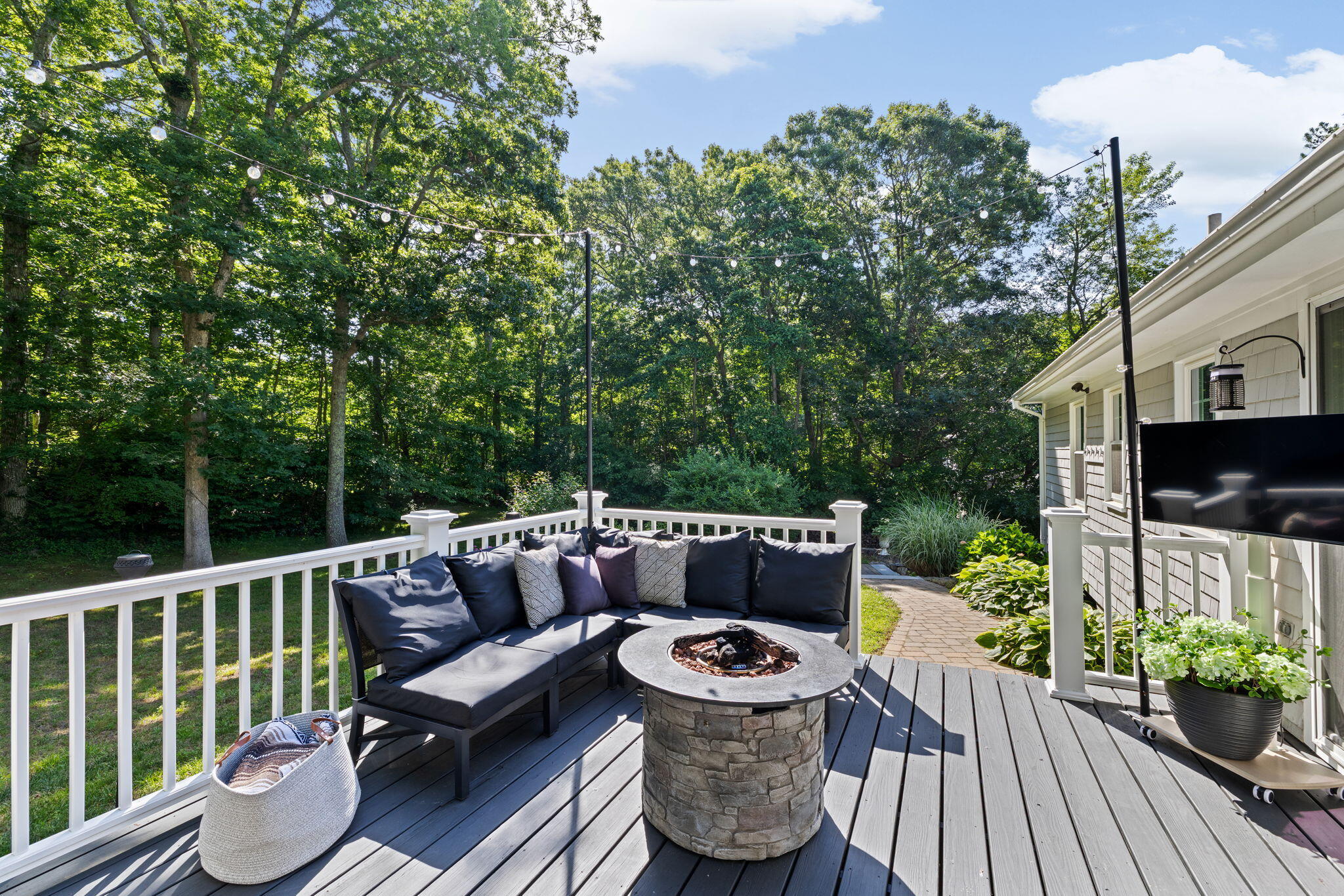 15 Surrey Lane Sandwich MA 02563