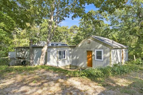 365 Chequessett Neck Road Wellfleet MA 02667