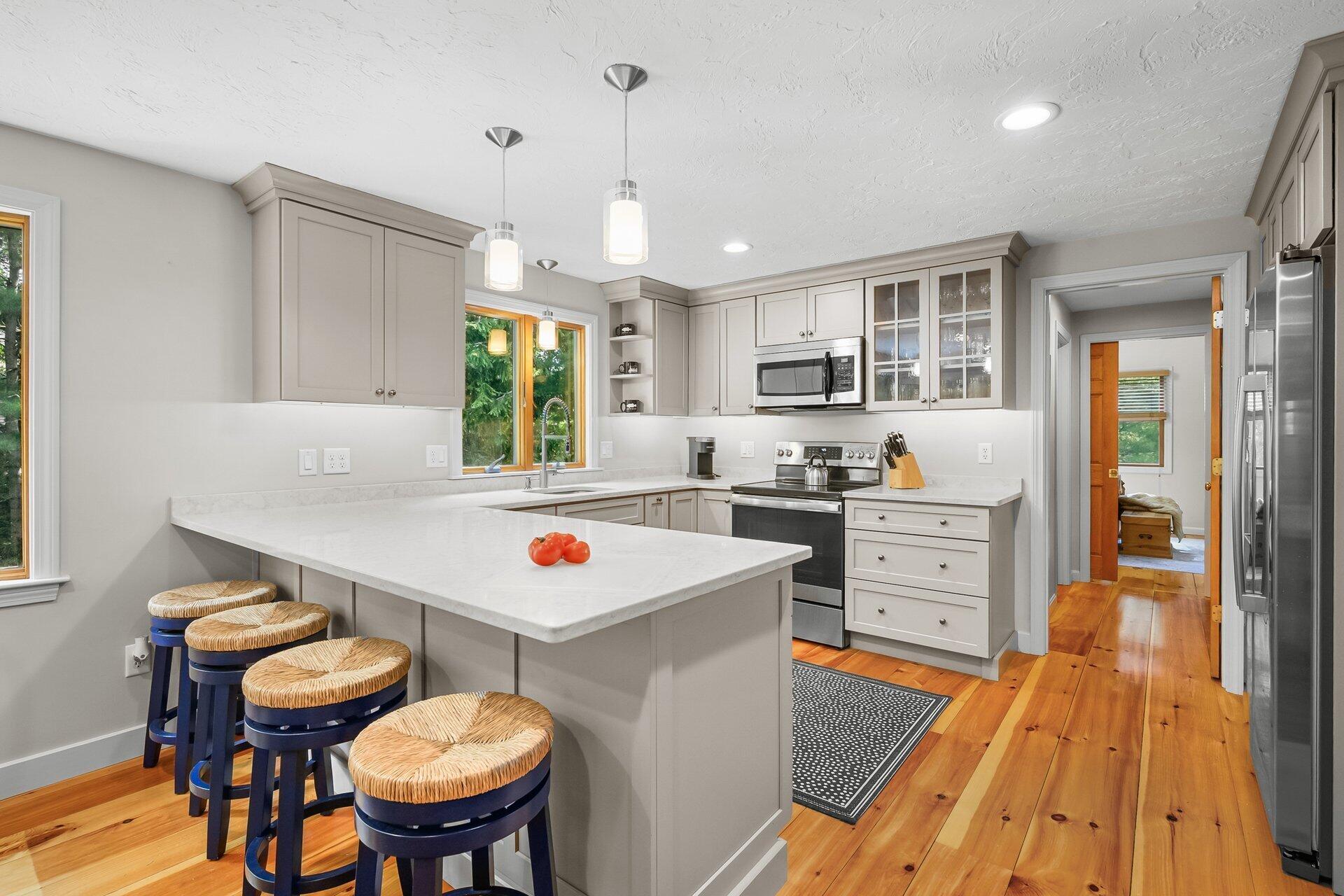 78 High Street Cotuit MA 02635