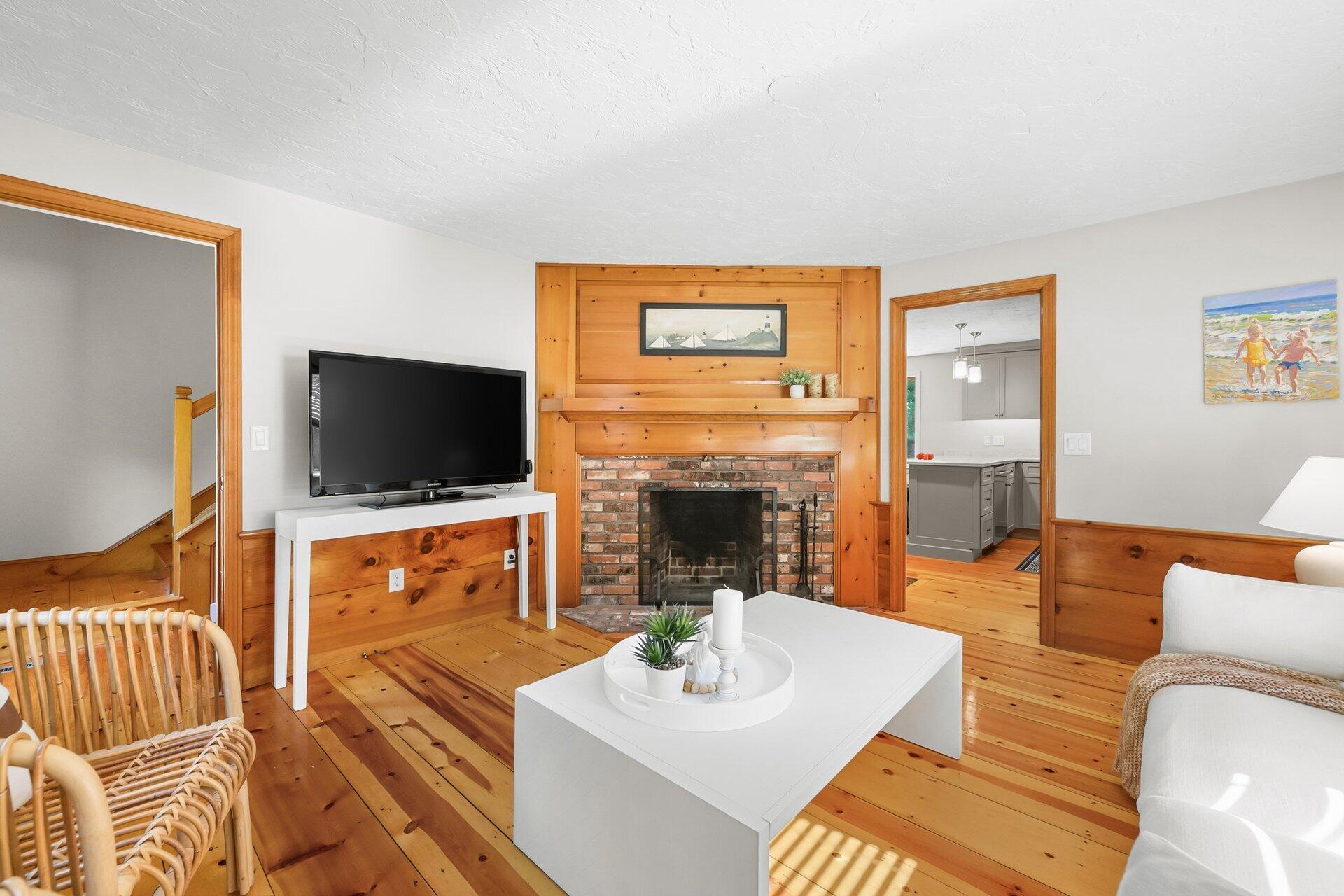 78 High Street Cotuit MA 02635