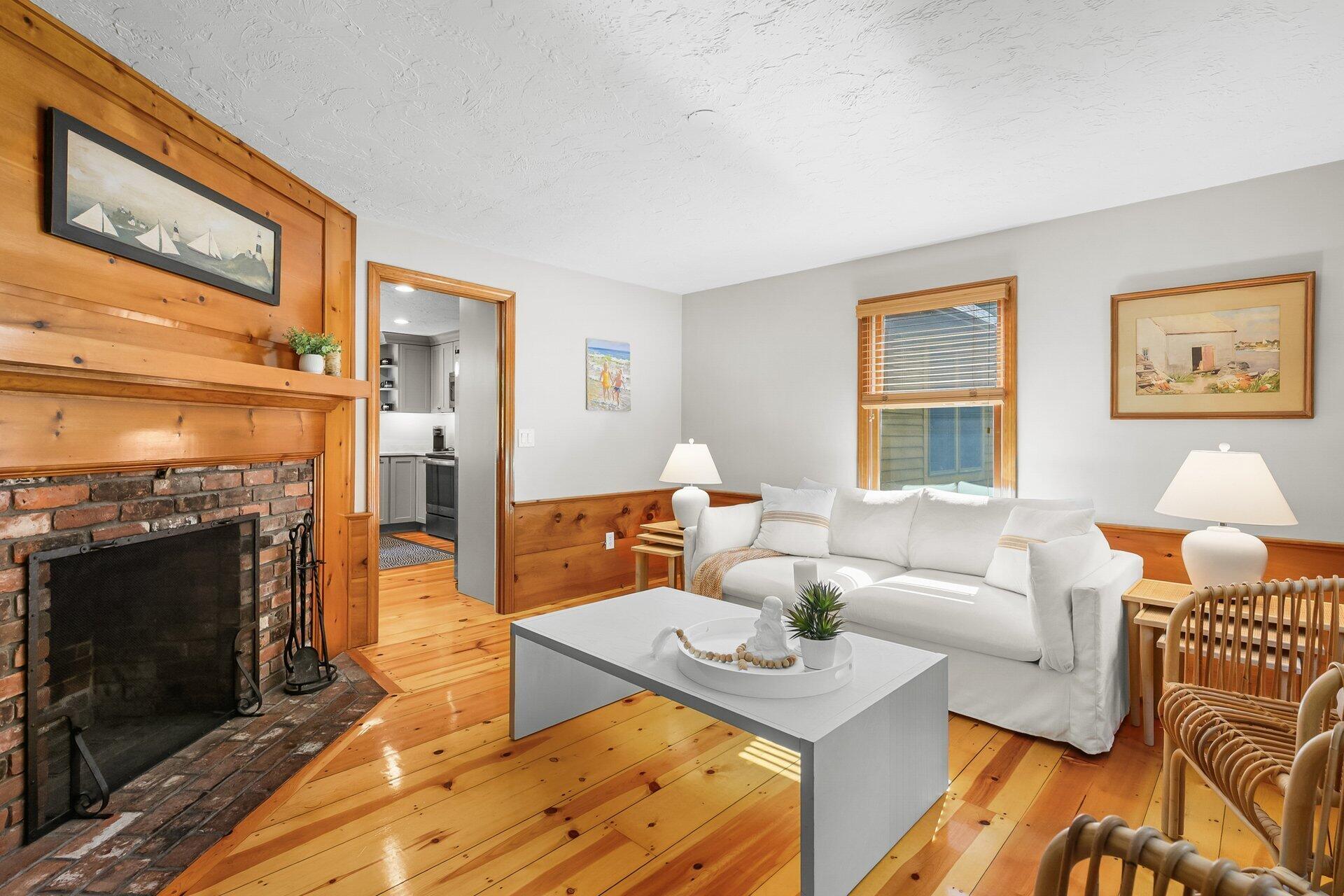 78 High Street Cotuit MA 02635