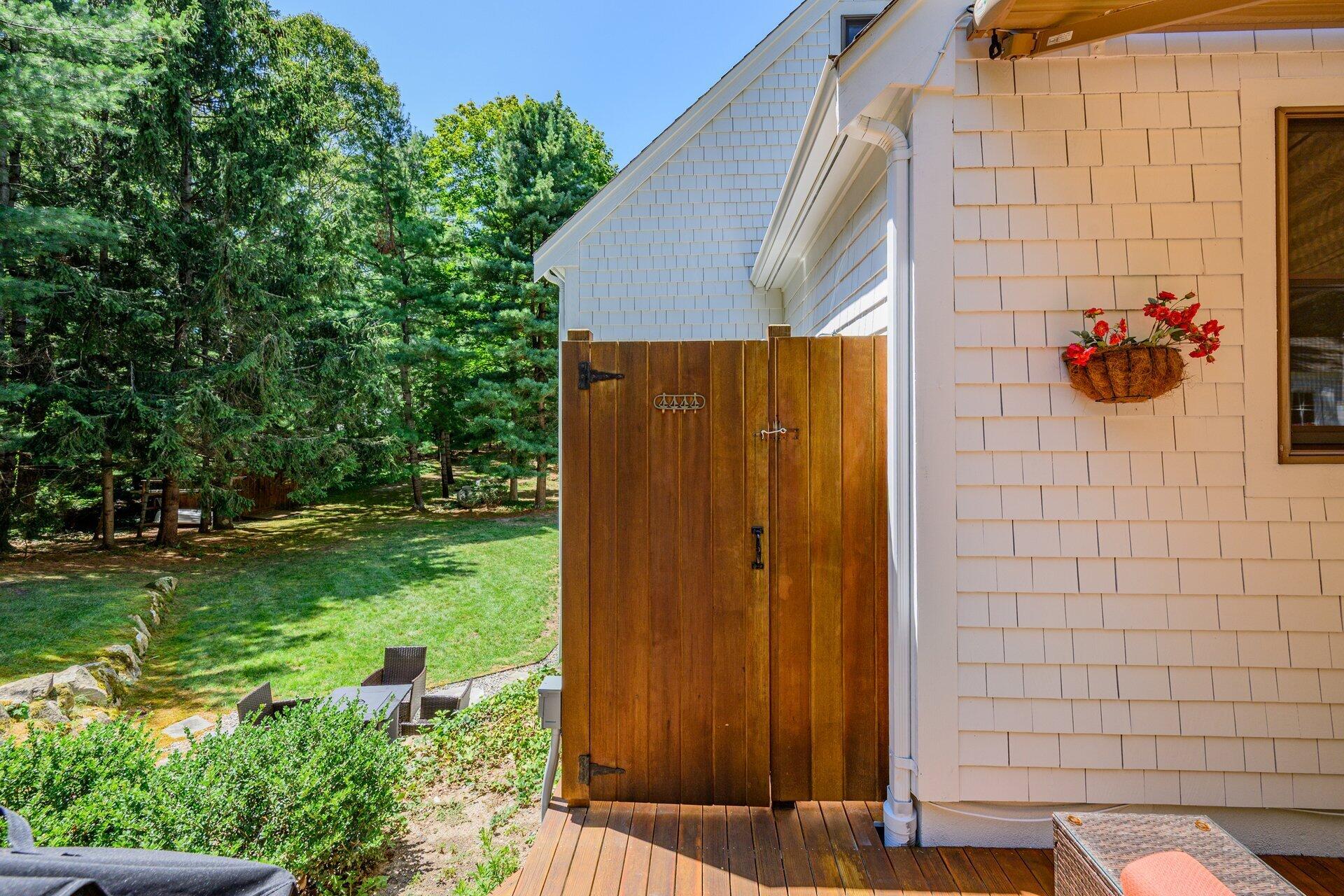78 High Street Cotuit MA 02635