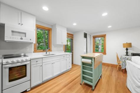 78 High Street Cotuit MA 02635