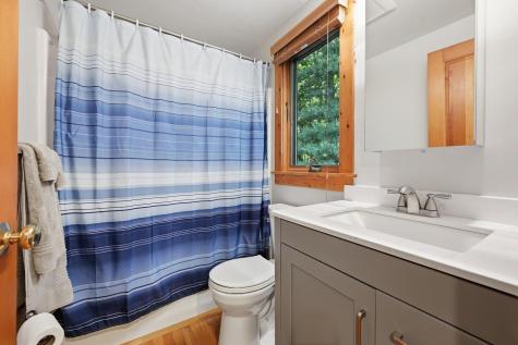 78 High Street Cotuit MA 02635
