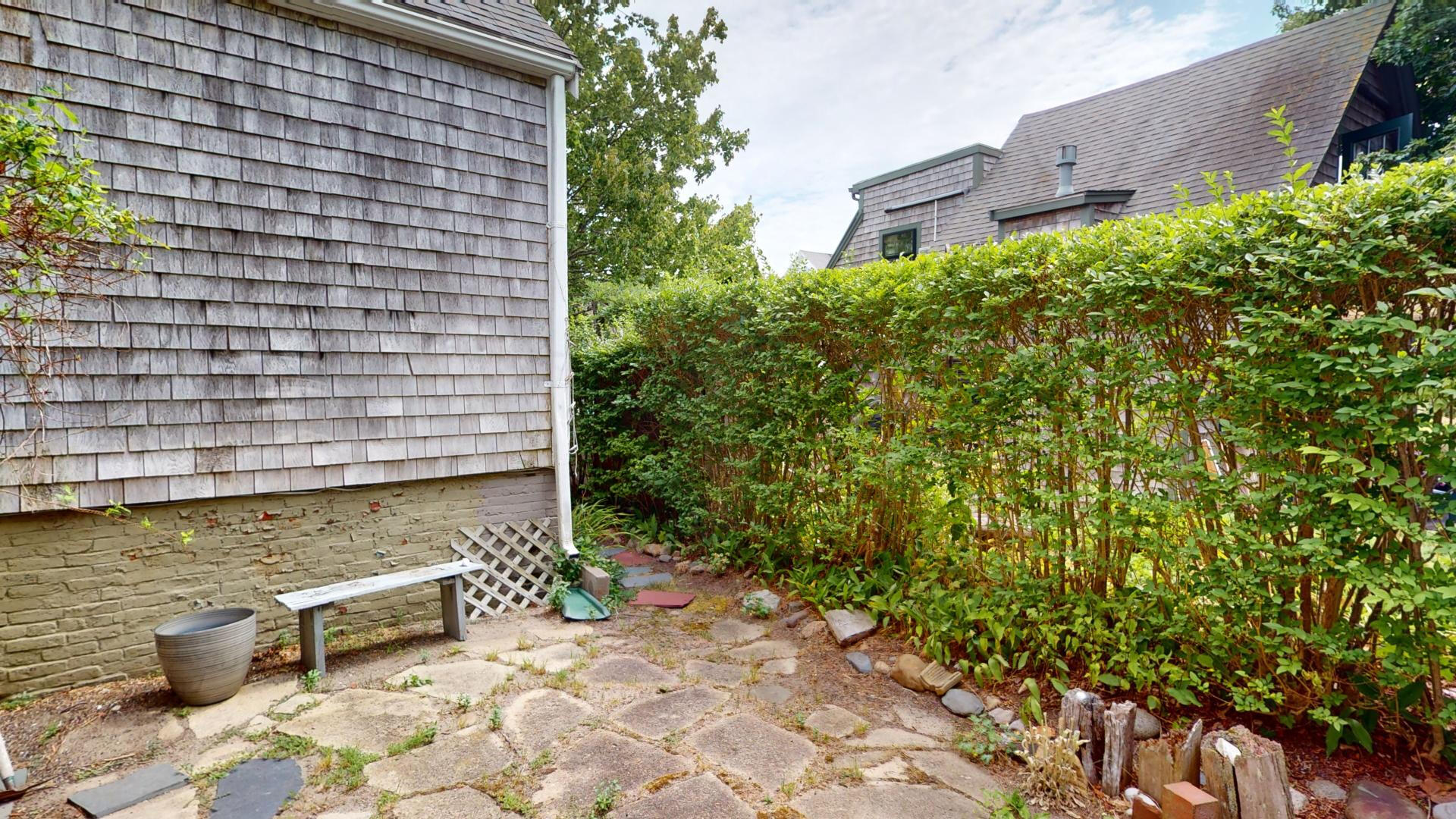 6 Lovetts Court Provincetown MA 02657