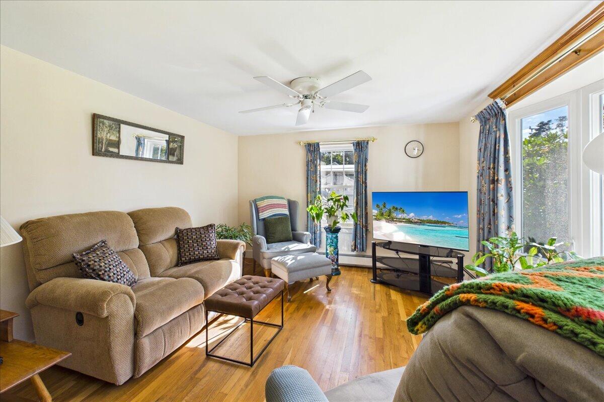 1876 Phinneys Lane Barnstable MA 02630