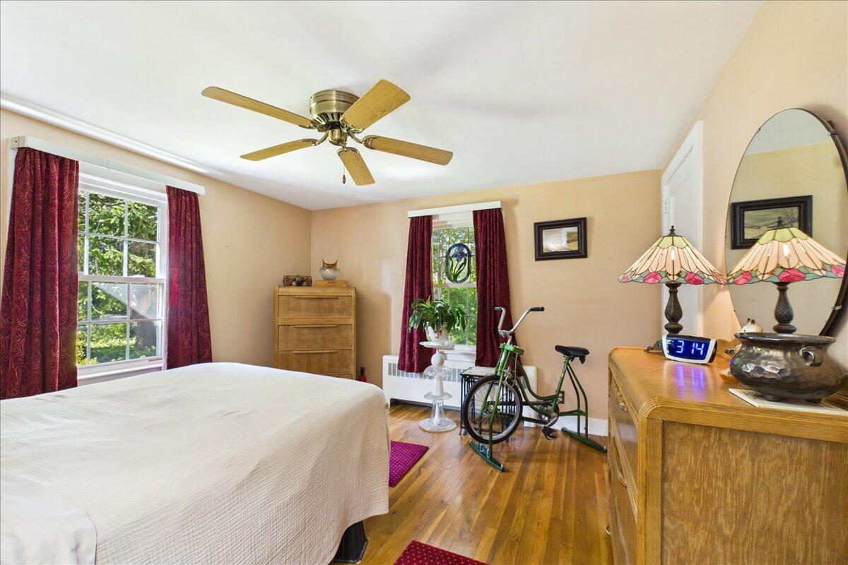 1876 Phinneys Lane Barnstable MA 02630