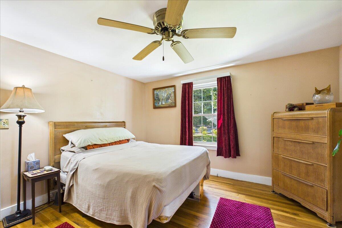 1876 Phinneys Lane Barnstable MA 02630