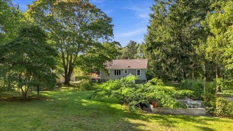 1876 Phinneys Lane Barnstable MA 02630