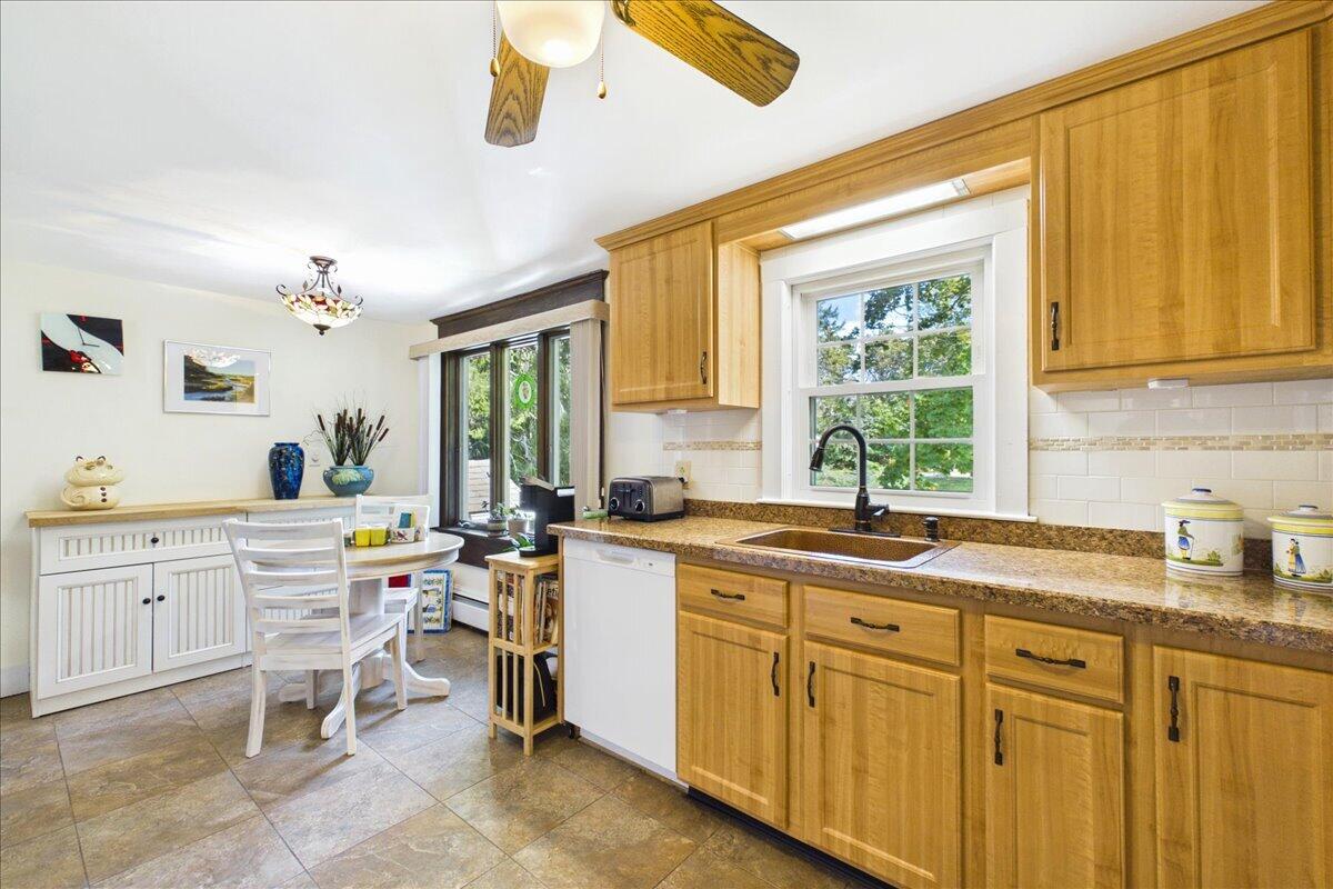 1876 Phinneys Lane Barnstable MA 02630