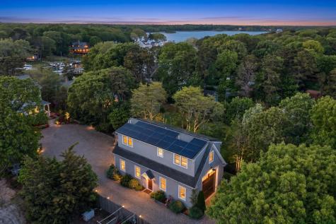 357 Monomoscoy Road Mashpee MA 02649