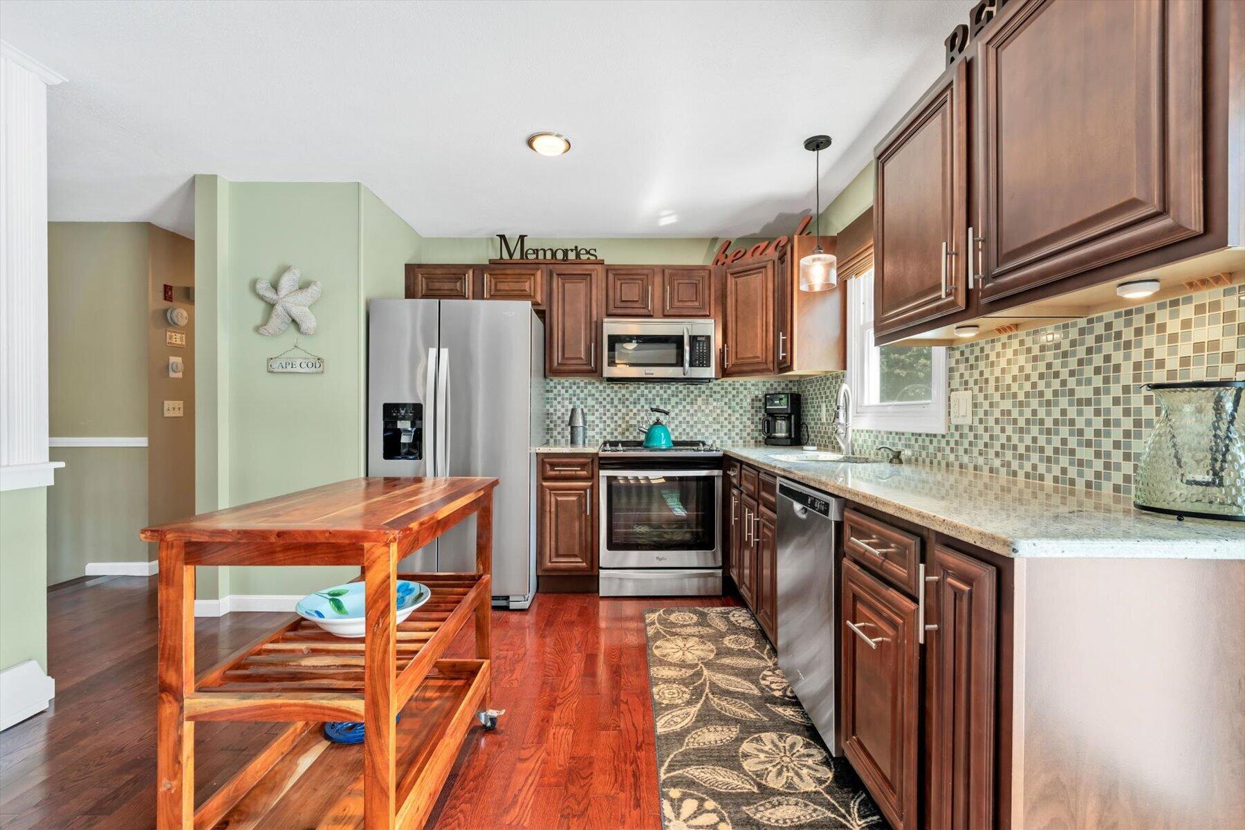 66 Sheaffer Road Centerville MA 02632