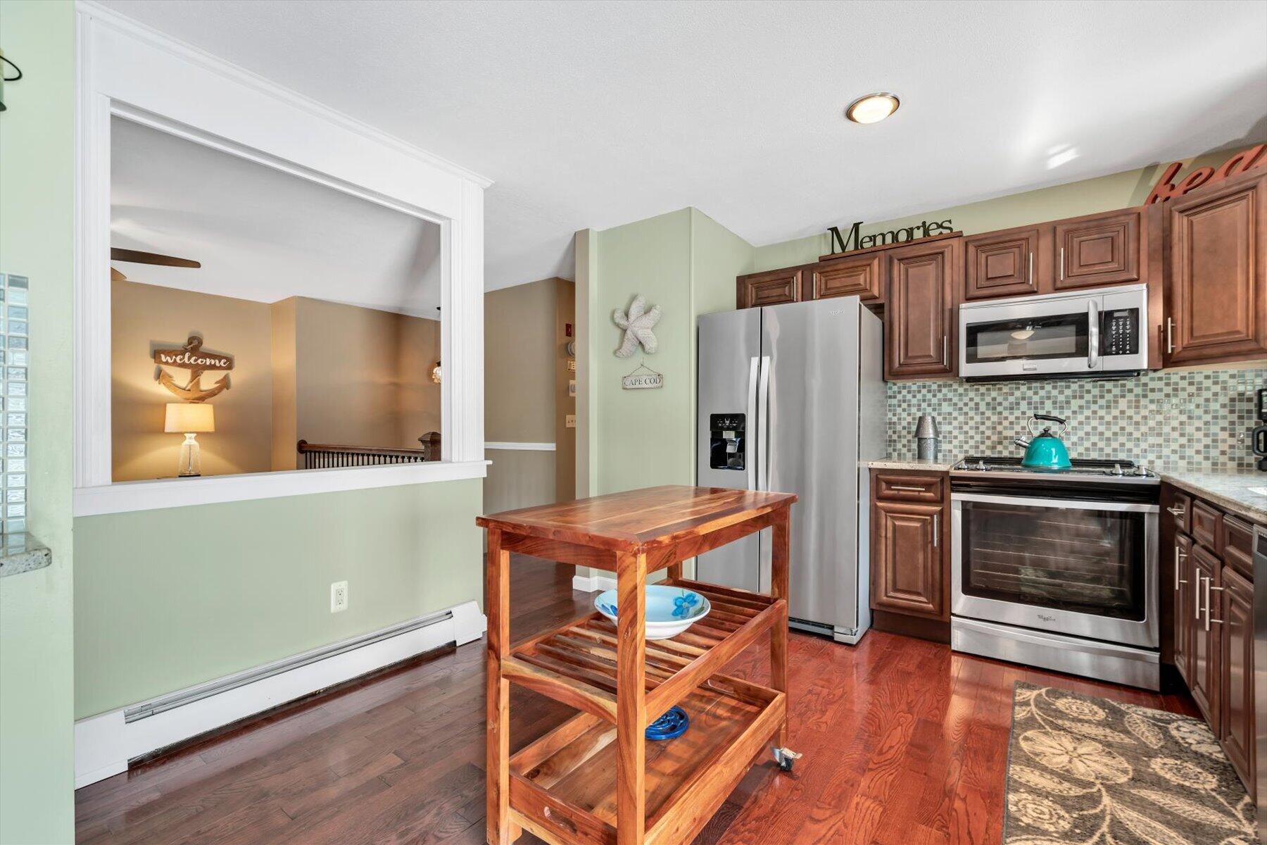 66 Sheaffer Road Centerville MA 02632