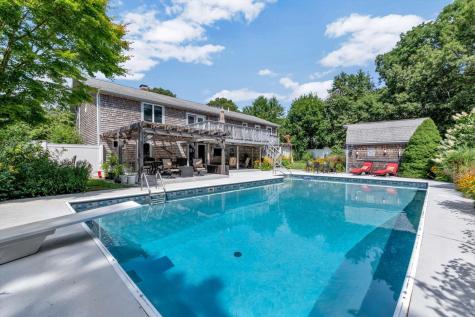 66 Sheaffer Road Centerville MA 02632