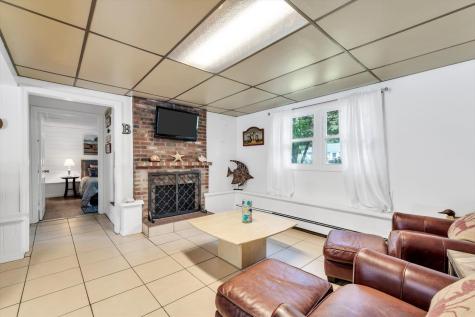 66 Sheaffer Road Centerville MA 02632