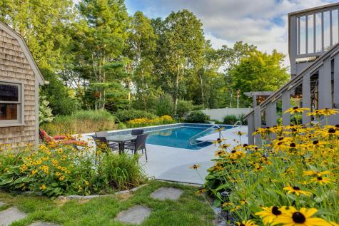 66 Sheaffer Road Centerville MA 02632