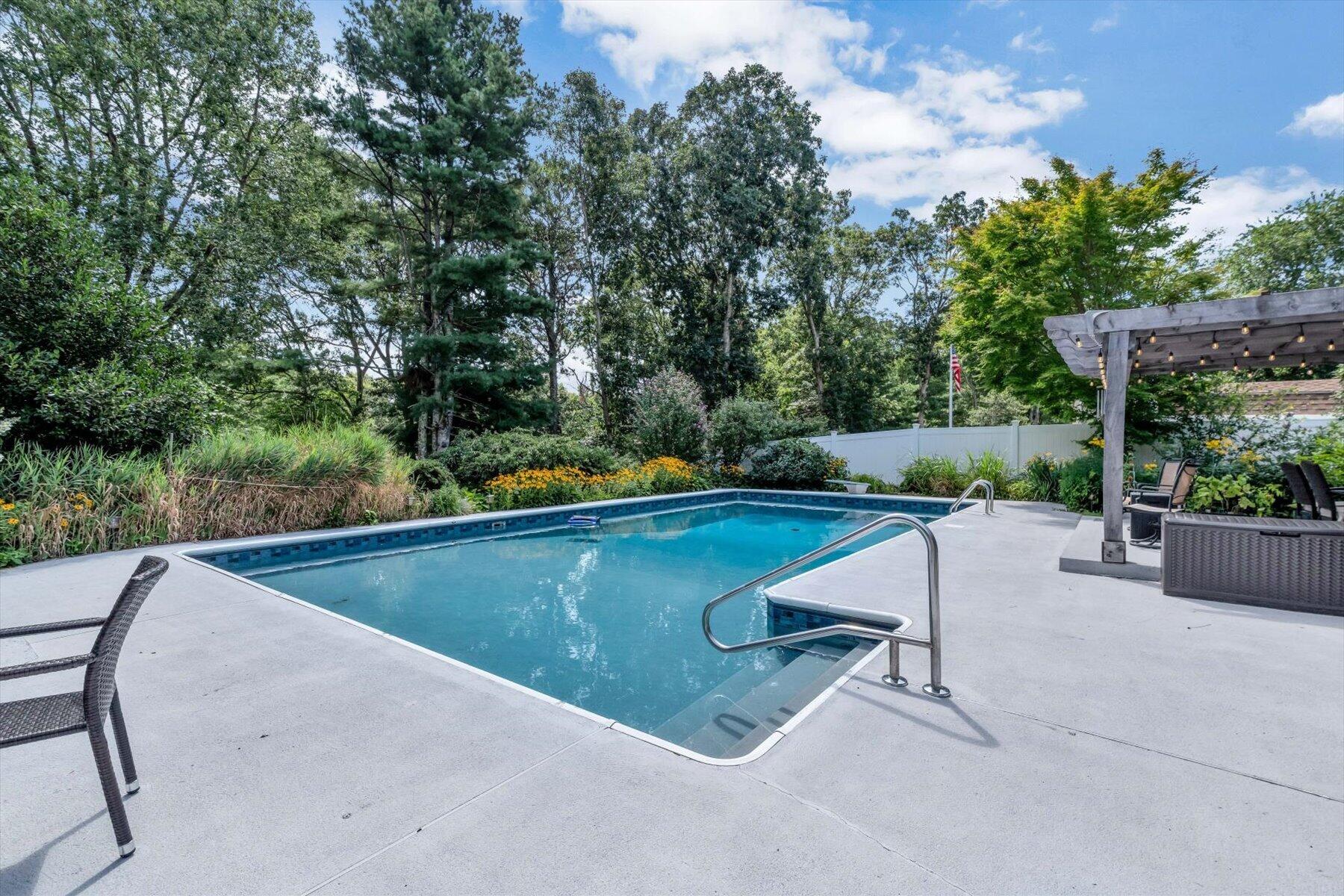 66 Sheaffer Road Centerville MA 02632