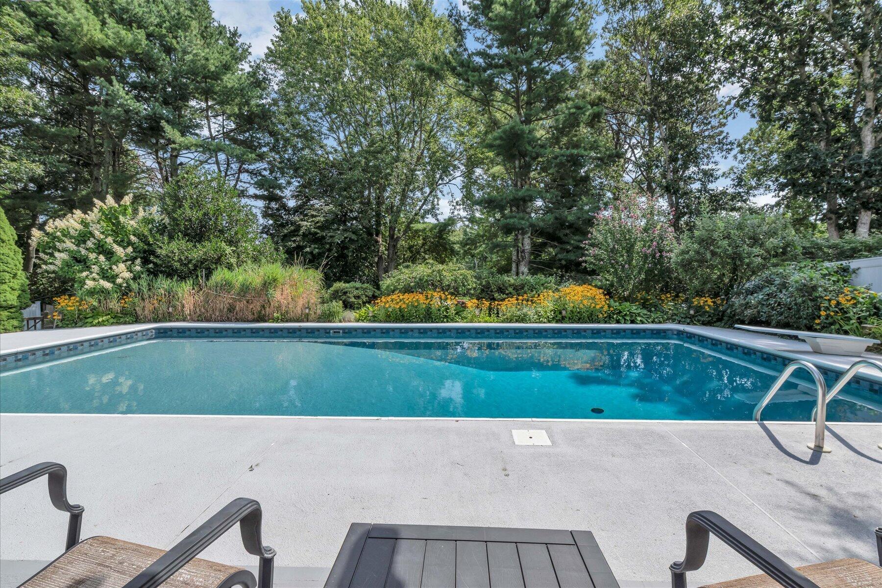 66 Sheaffer Road Centerville MA 02632
